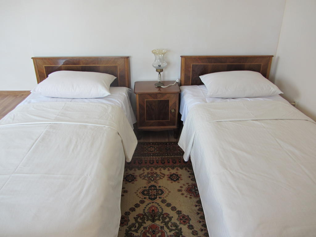 Hotel Сolibri Ereván Habitación foto